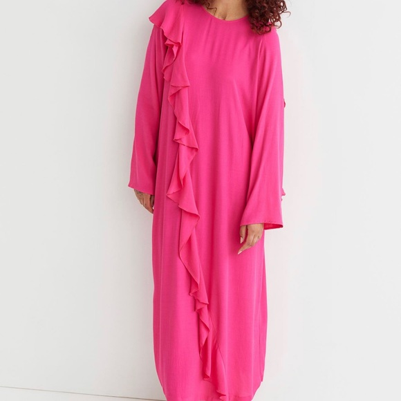 H&M Dresses & Skirts - H&M Hot Pink Ruffle Maxi Dress